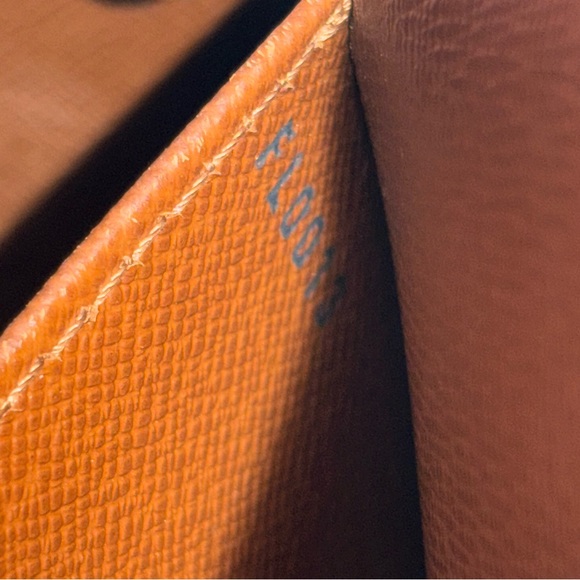 Louis Vuitton Cite MM Monogram Bag - Picture 7 of 10